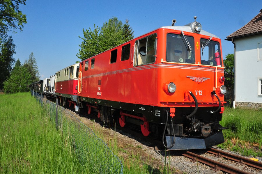 NÖVOG V5 und V12 Doppeltraktion 05